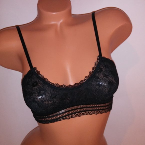 2/$25 Victoria‎ Secret Bralette - Picture 1 of 7